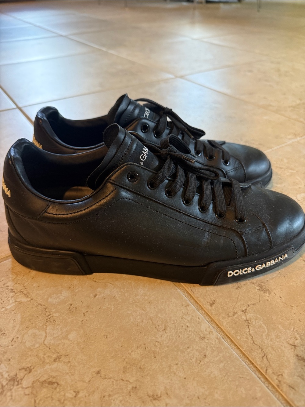 Dolce & Gabbana Black Leather Men’s Low-Top Sneakers